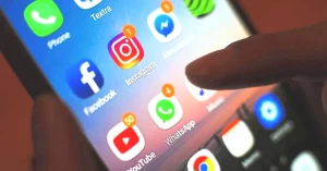 15 Yaş Altı İçin Sosyal Medya Yasağı Yolda! Meclis'ten Geçen Maddeler Nelerdir?